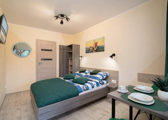 I Genaker ゲストハウス Jastrzębia Góra